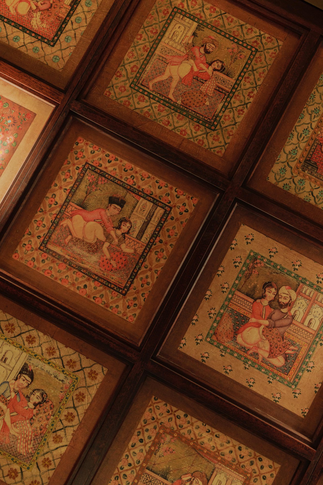 Berenjak ceiling detail