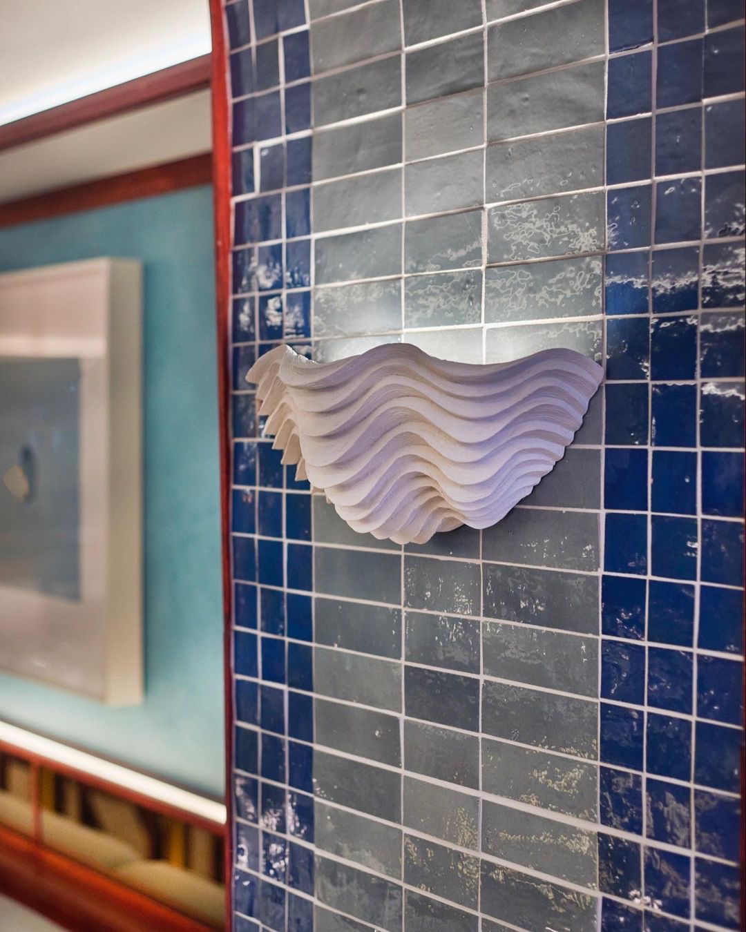 Saltie Girl shell light